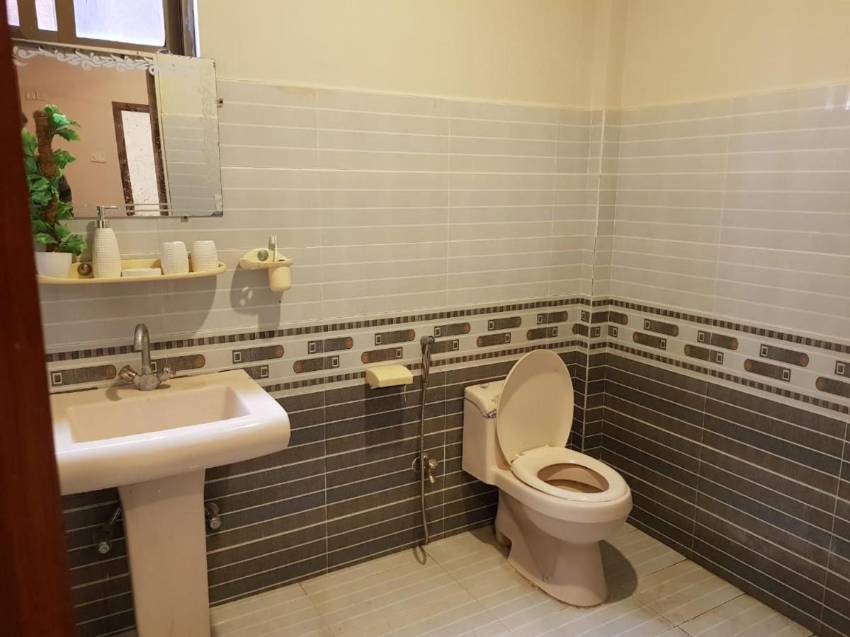 Republika Urban Apartment Аботабад Екстериор снимка